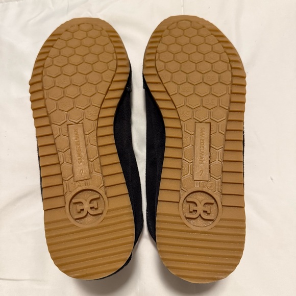 Sam Edelman Isella Women’s Black Suede Sneakers Size 7 NWOT Gum Sole - Picture 4 of 7